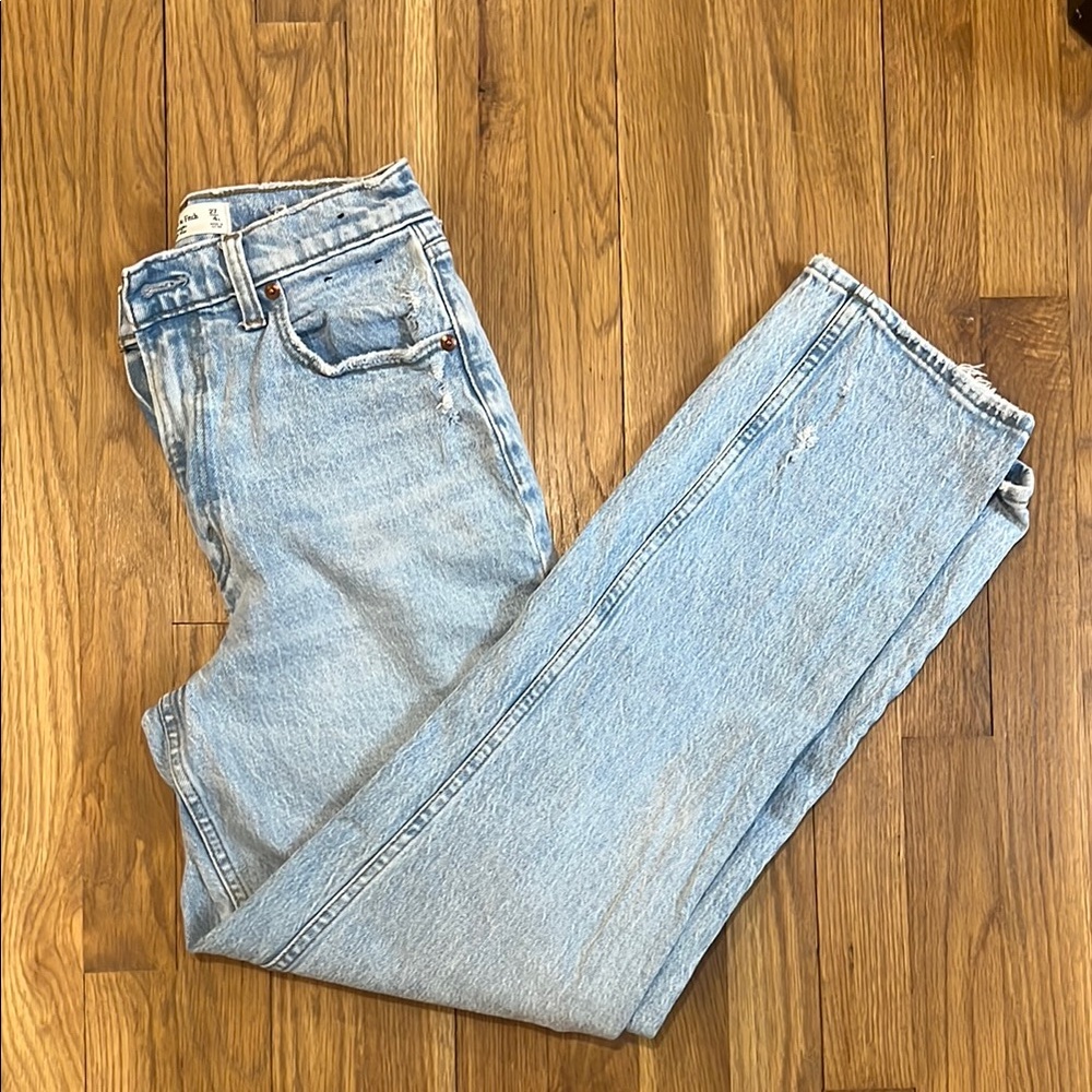Abercrombie and Fitch Curve Love Denim Jean: 90’s Straight Ultra High Rise 27r